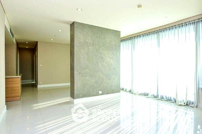 คอนโด เขตคลองเตย : คอนโด 3-ห้องนอน ที่ ออกัสตัน สุขุมวิท22 ใกล้ MRT ศูนย์การประชุมแห่งชาติสิริกิติ์ (ID 1033935)