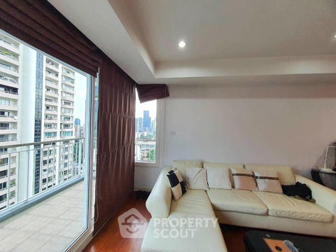 2-BR Condo at Baan Siri 24 near BTS Phrom Phong (ID 2016539)