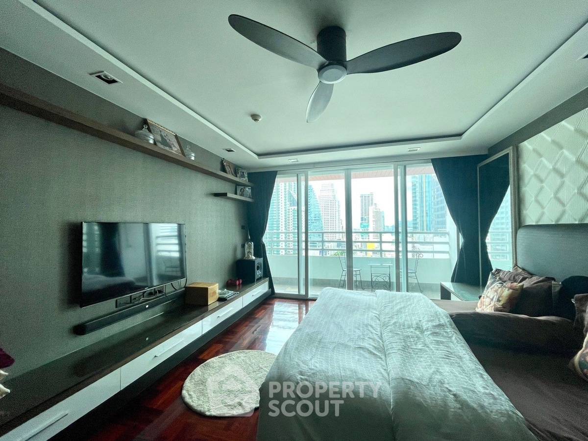 picture 4-BR Condo at Wattana Heights near MRT Sukhumvit (ID 1545873) - 4/9