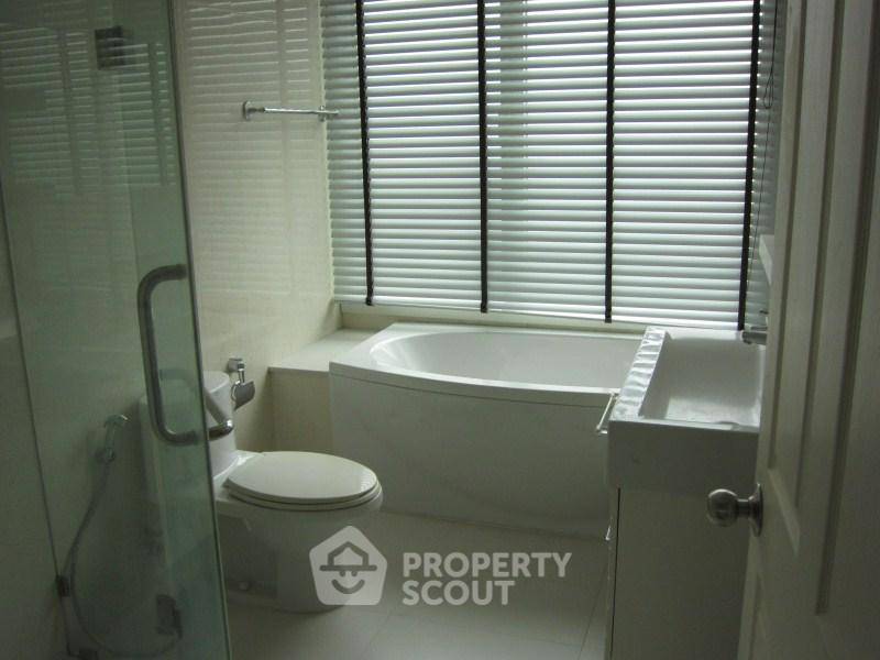 picture 2-BR Condo at Baan Siri 31 Condominium near MRT Sukhumvit (ID 513772) - 4/7
