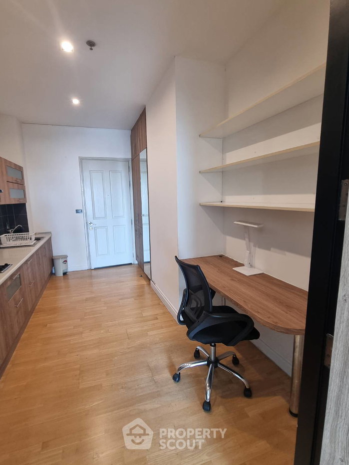 picture 18th-Floor 1-BR At Baan Sathorn Chaopraya Near BTS Krung Thon Buri (ID 549297) - 13/15