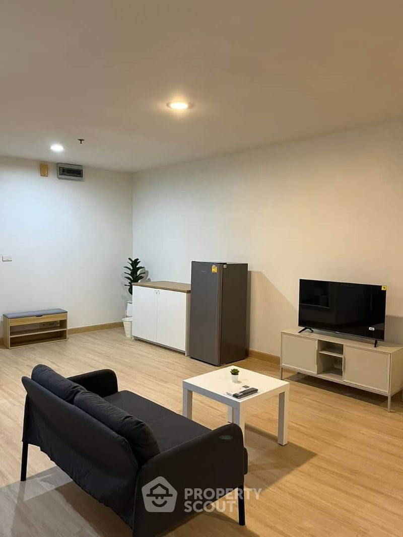 Condos for sale : 1-BR Condo at St. Louis Grand Terrace near BTS Saint Louis (ID 1443398)