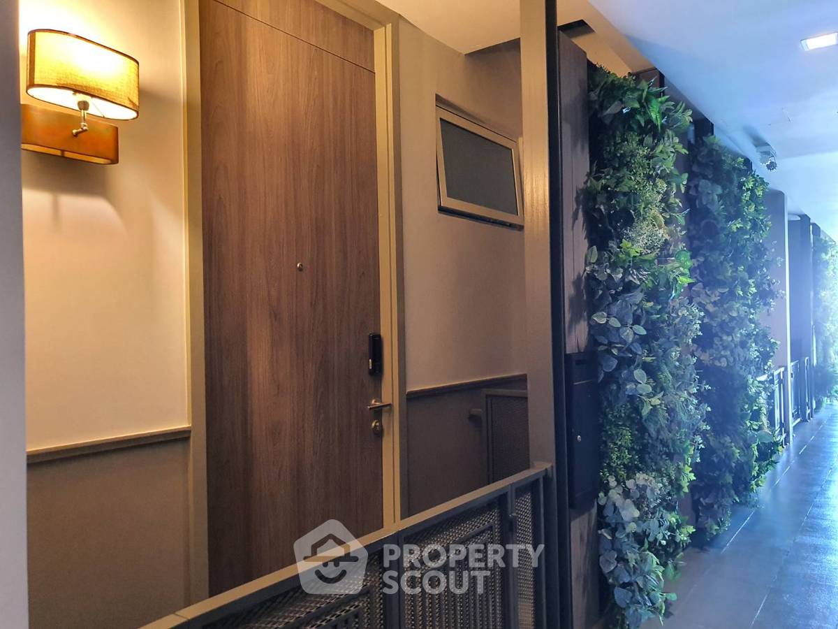 picture 1-BR Condo at A Space Asoke-Ratchada near MRT Phra Ram 9 (ID 1204055) - 4/8