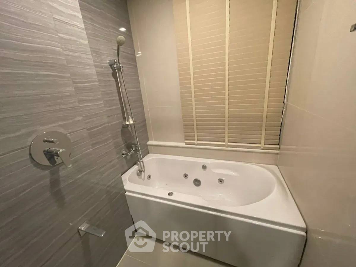 picture 1-BR Condo at Knightsbridge The Ocean Sriracha in Surasak (ID 1949940) - 5/18