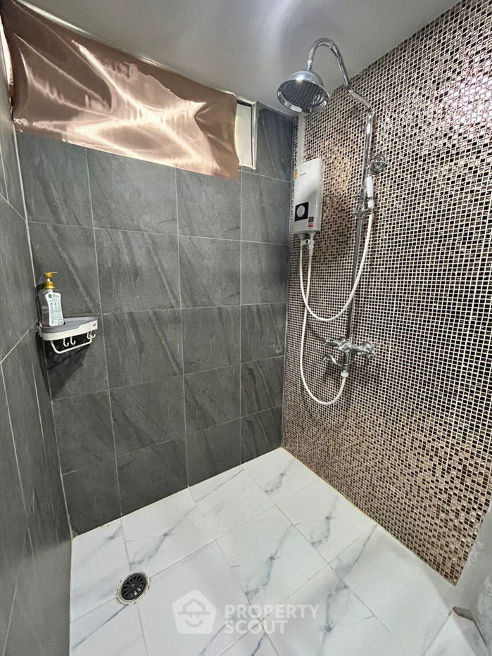 picture 2-BR Condo at Wittayu Complex near BTS Phloen Chit (ID 997267) - 5/15