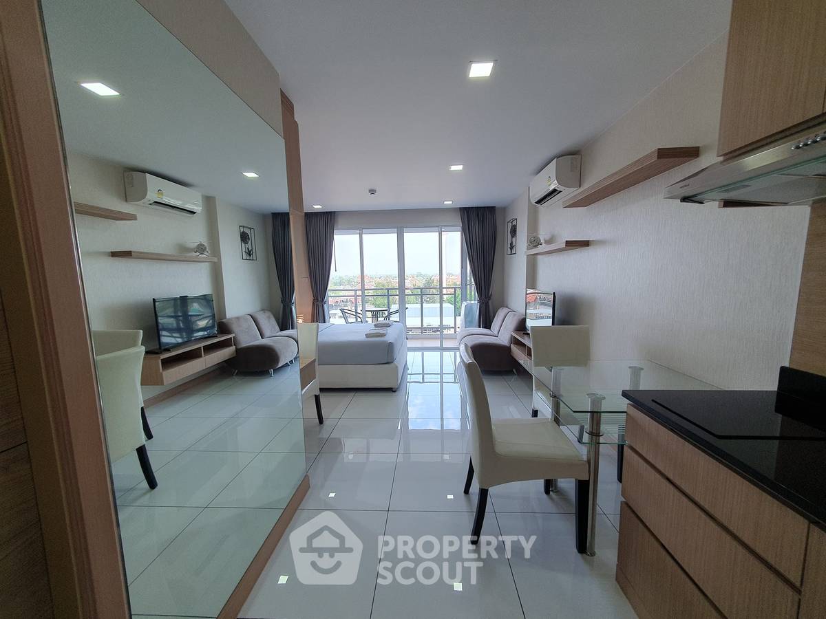 picture 1-BR Condo at Whale Marina Condo close to Pattaya (ID 1711693) - 1/8