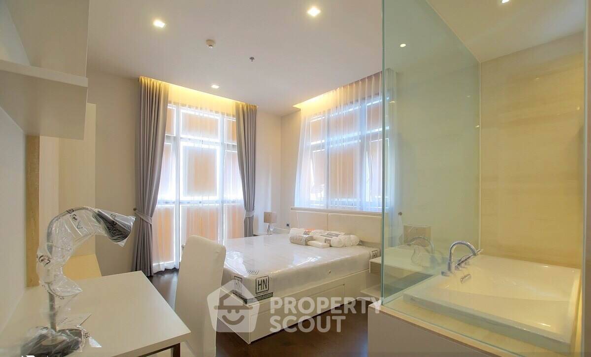 picture 2-BR Condo at The XXXIX By Sansiri near BTS Phrom Phong (ID 514190) - 7/11
