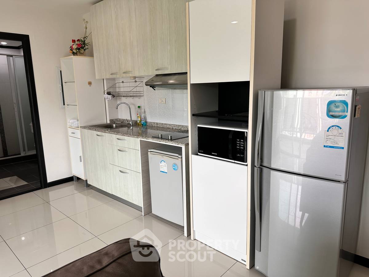 picture 1-BR Condo at Siam Oriental Elegance 2 close to Phratamnak (ID 1096009) - 9/15