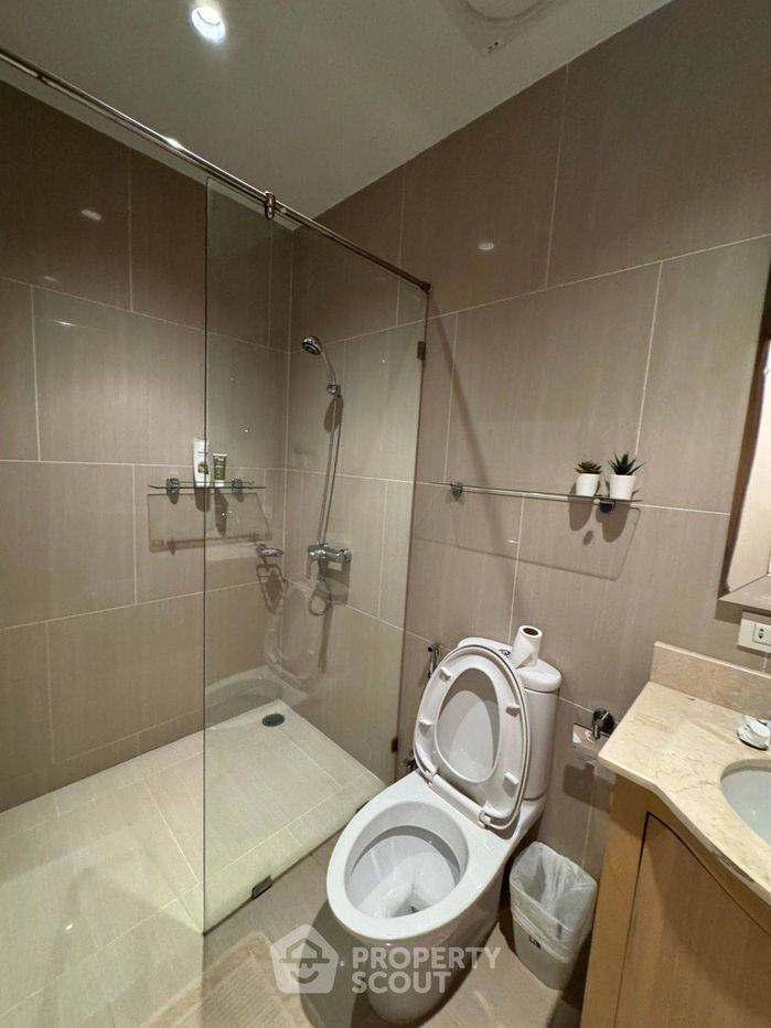 picture 3-BR Condo at The Empire Place near BTS Saint Louis (ID 1983607) - 3/19