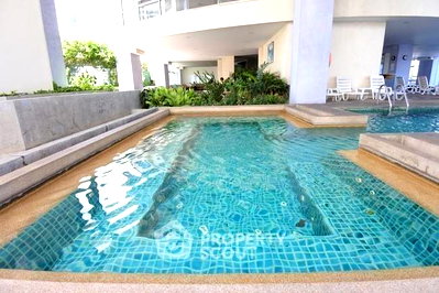 Condos for sale : 3-BR 118 Sqm, 26th-Floor Condo At Modern Home Tower Near MRT Wat Mangkon (ID 387028)