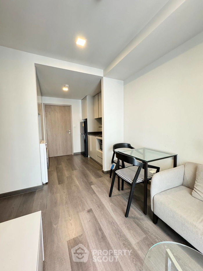 picture 1-BR Condo at Maestro 14 Siam-Ratchathewi near BTS Ratchathewi (ID 1557718) - 3/9