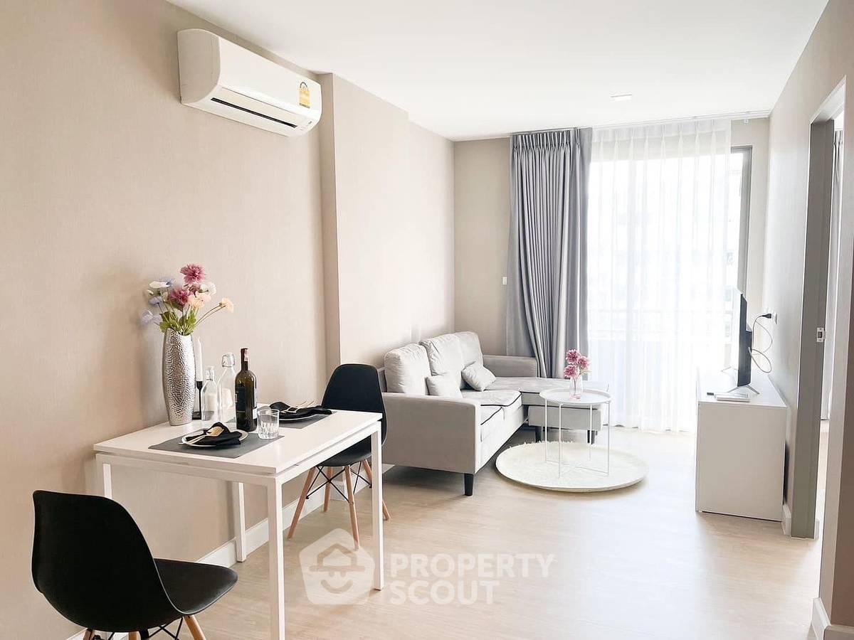 picture 1-BR Condo at Metro Luxe Ratchada near MRT Huai Khwang (ID 993489) - 1/5