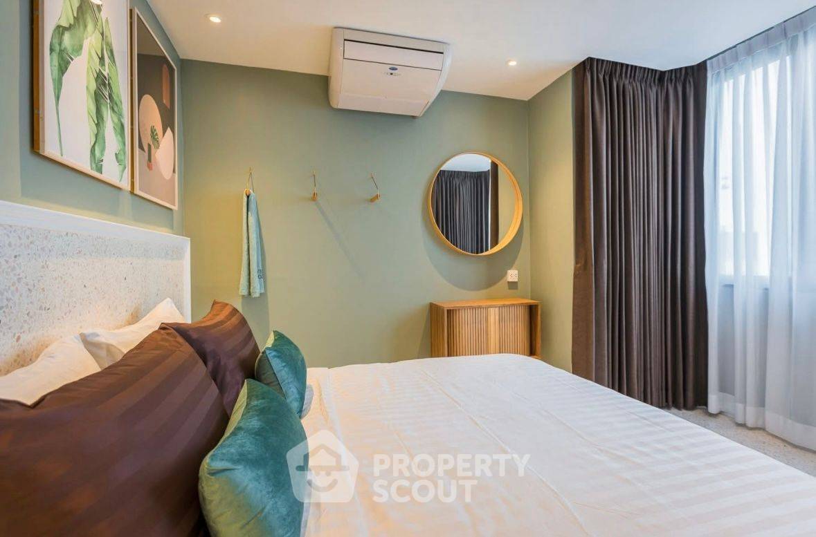 picture 2-BR Condo at Omni Tower near BTS Nana (ID 2084304) - 12/23