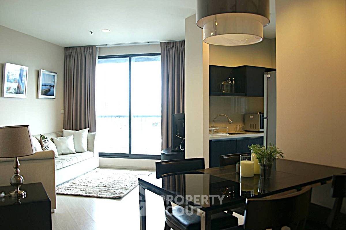picture 2-BR Condo at Rhythm Sukhumvit 44/1 near BTS Phra Khanong (ID 2077957) - 2/8