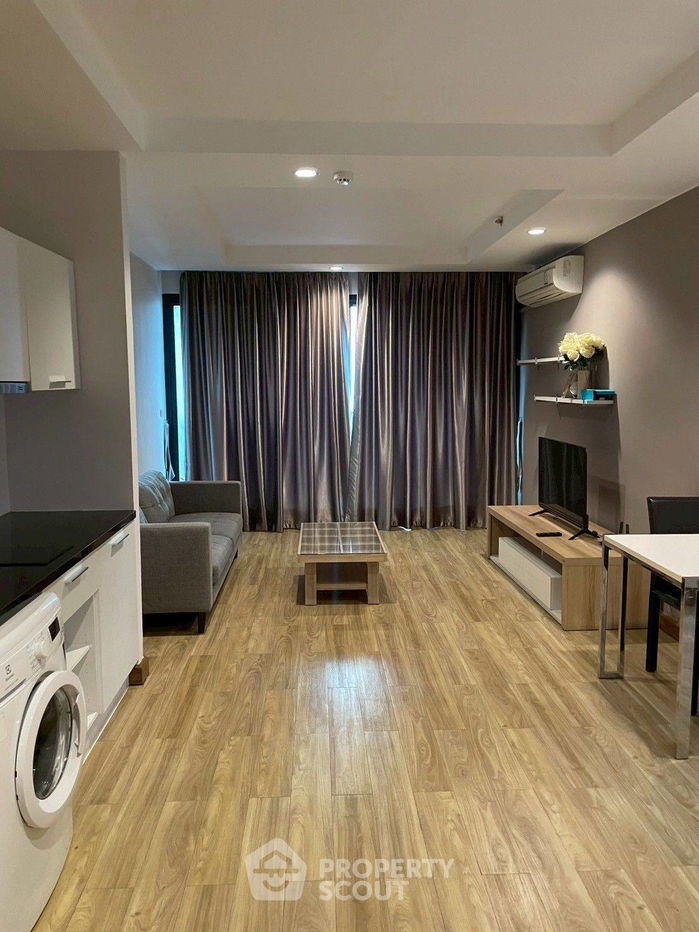 รูป คอนโด 2-ห้องนอน ที่ ลัดดา พลัส ใน ศรีราชา (ID 2134981) - รูปที่ 1/6