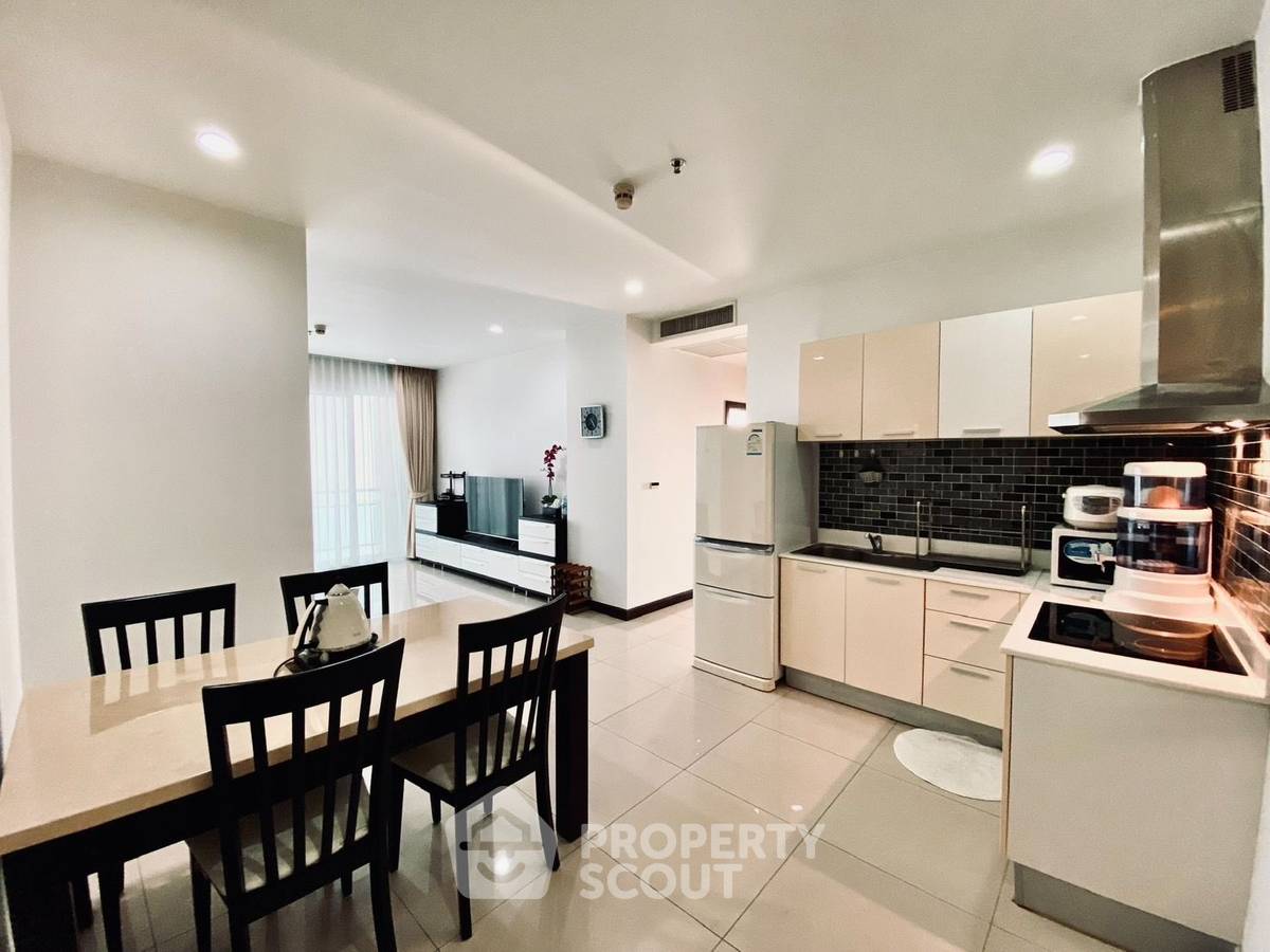 picture 2-BR Condo at The Prime11 Sukhumvit Condominium near BTS Nana (ID 385048) - 1/6