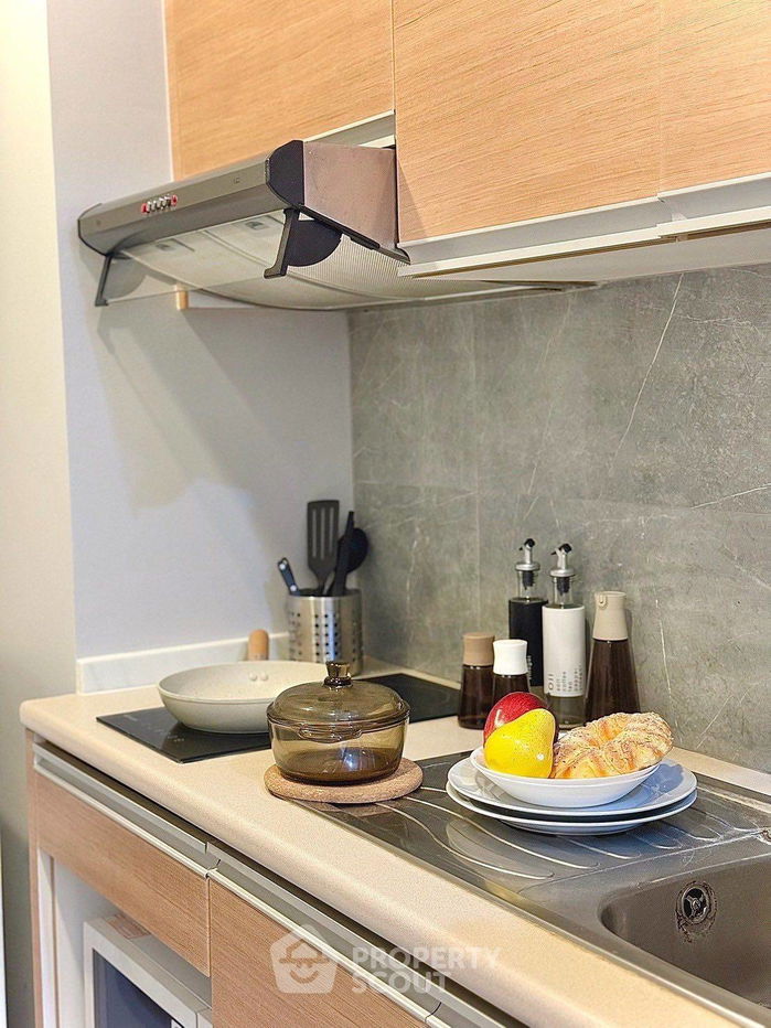 picture 1-BR Condo at Le Luk Condominium near BTS Phra Khanong (ID 2106889) - 3/16