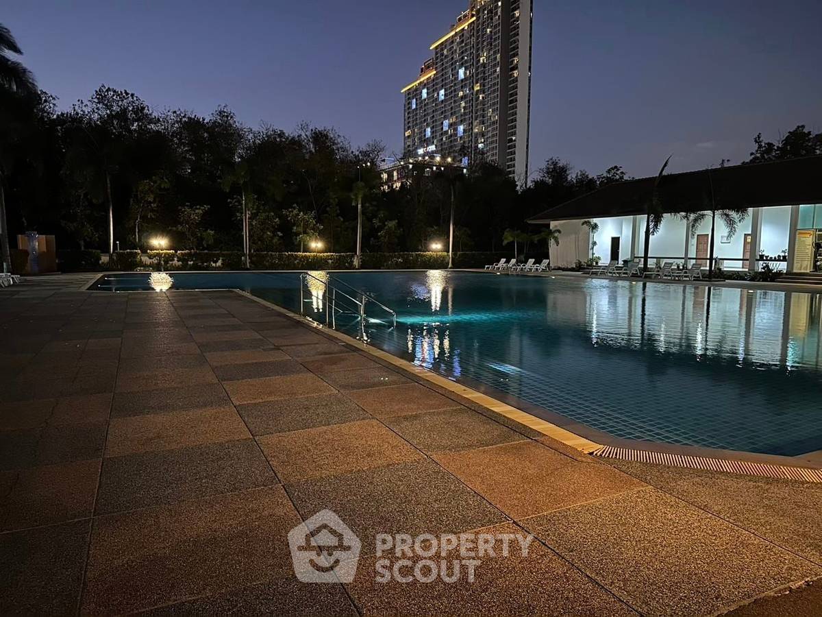 picture Studio Condo at View Talay 8 Condominium Jomtien close to Jomtien Beach (ID 1855869) - 15/17
