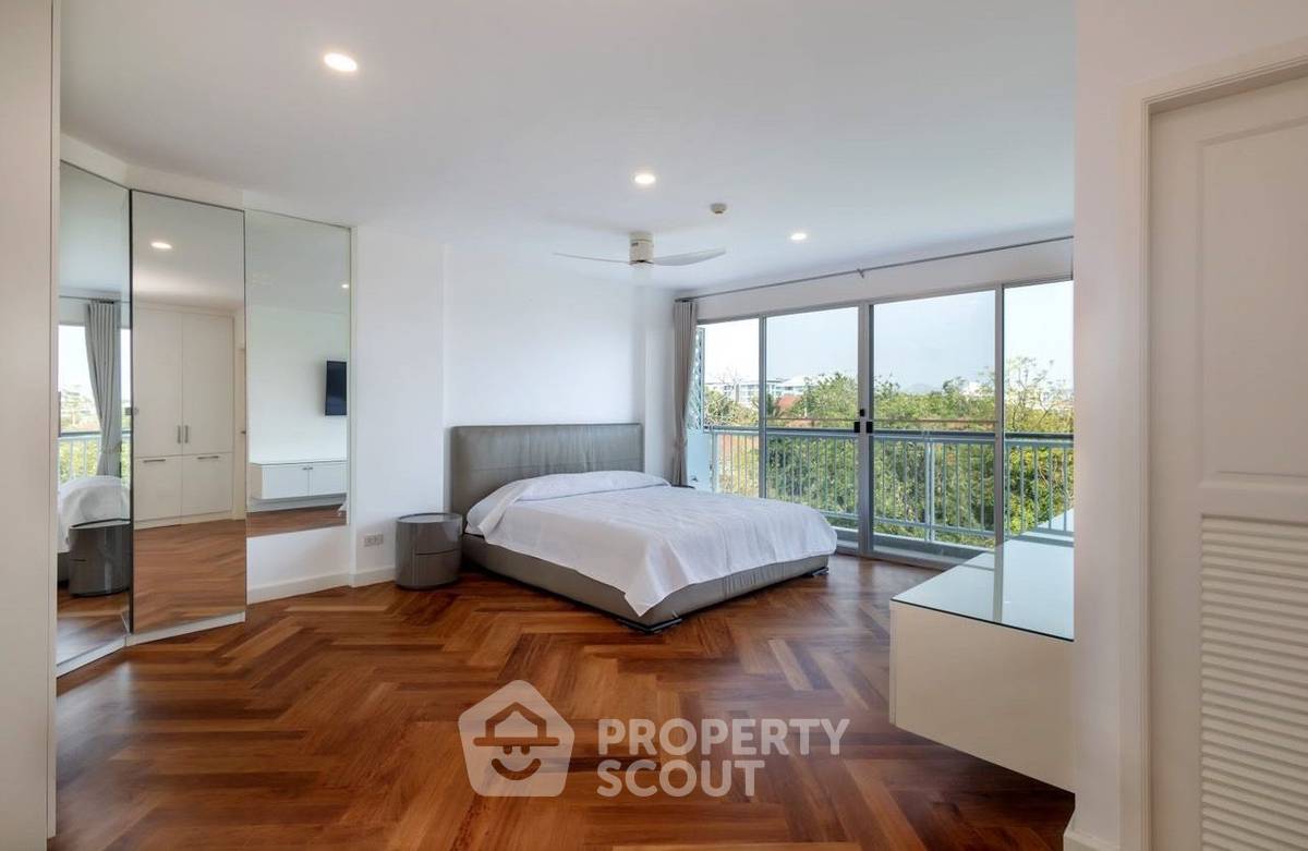 picture 3-BR Condo at Baan Suan Rim Sai close to Khao Takiab beach (ID 1396662) - 12/26