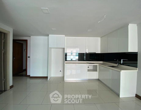 2-BR Condo at The Peak Towers close to Phratamnak (ID 1510236)