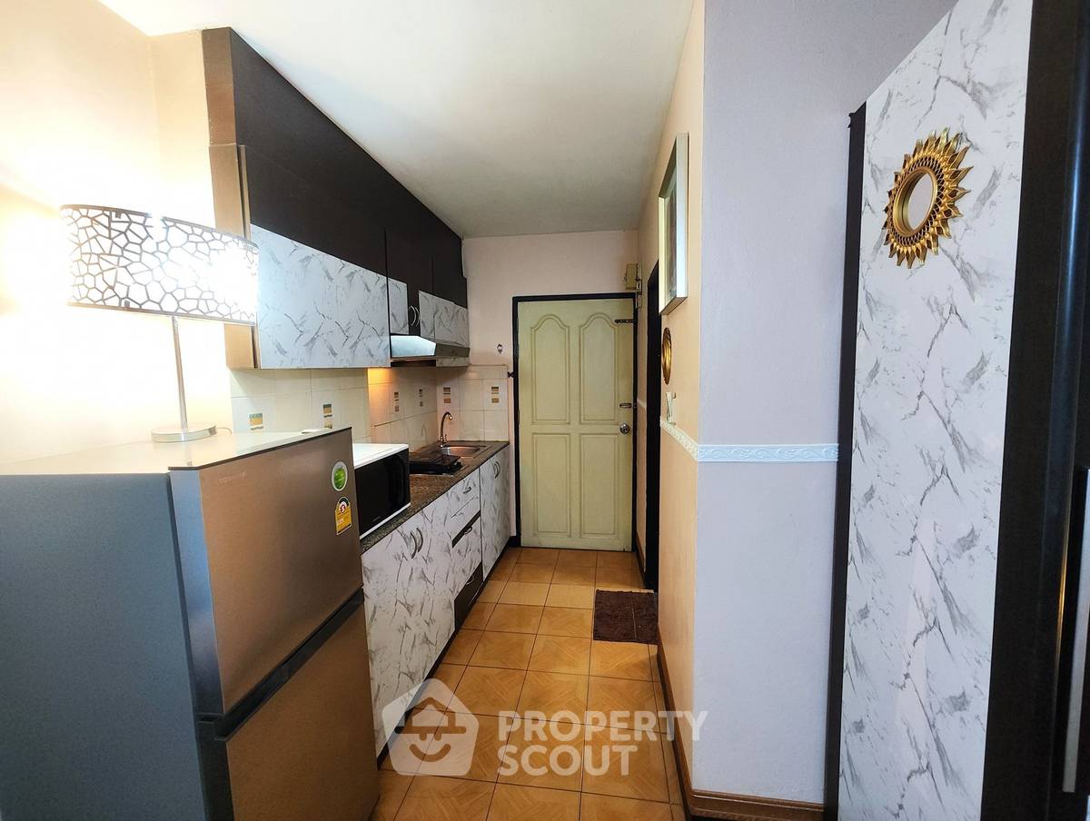 picture 1-BR Condo at View Talay 1 Condominium Jomtien close to Pattaya South (ID 2115379) - 2/7