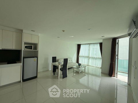 คอนโด 1-ห้องนอน ที่ คลับ รอยัล ใกล้ ปราสาทสัจธรรม (ID 2110941)