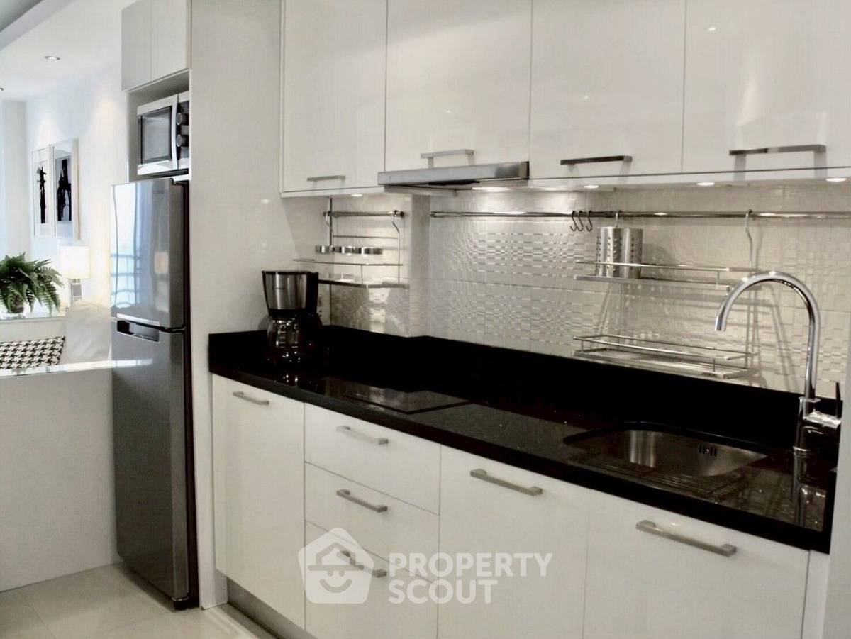 picture 1-BR Condo at View Talay 7 Condominium Jomtien close to Jomtien Beach (ID 2170225) - 6/9