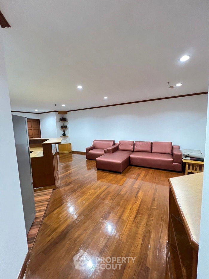 รูป คอนโด 2-ห้องนอน ที่ วิทยุ คอมเพล็กซ์ คอนโดมิเนียม ใกล้ BTS เพลินจิต (ID 1697513) - รูปที่ 3/12