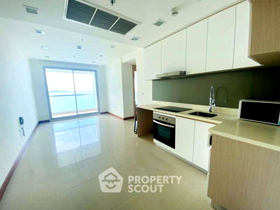Condos for sale : 1-BR Condo at The Palm - Wongamart Beach close to Pattaya North (ID 1000421)
