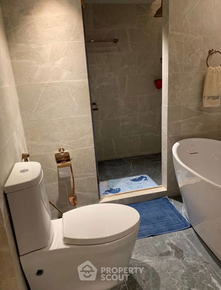 picture 2-BR Condo at Nusa State Tower Condominium near BTS Saphan Taksin (ID 2079191) - 10/18