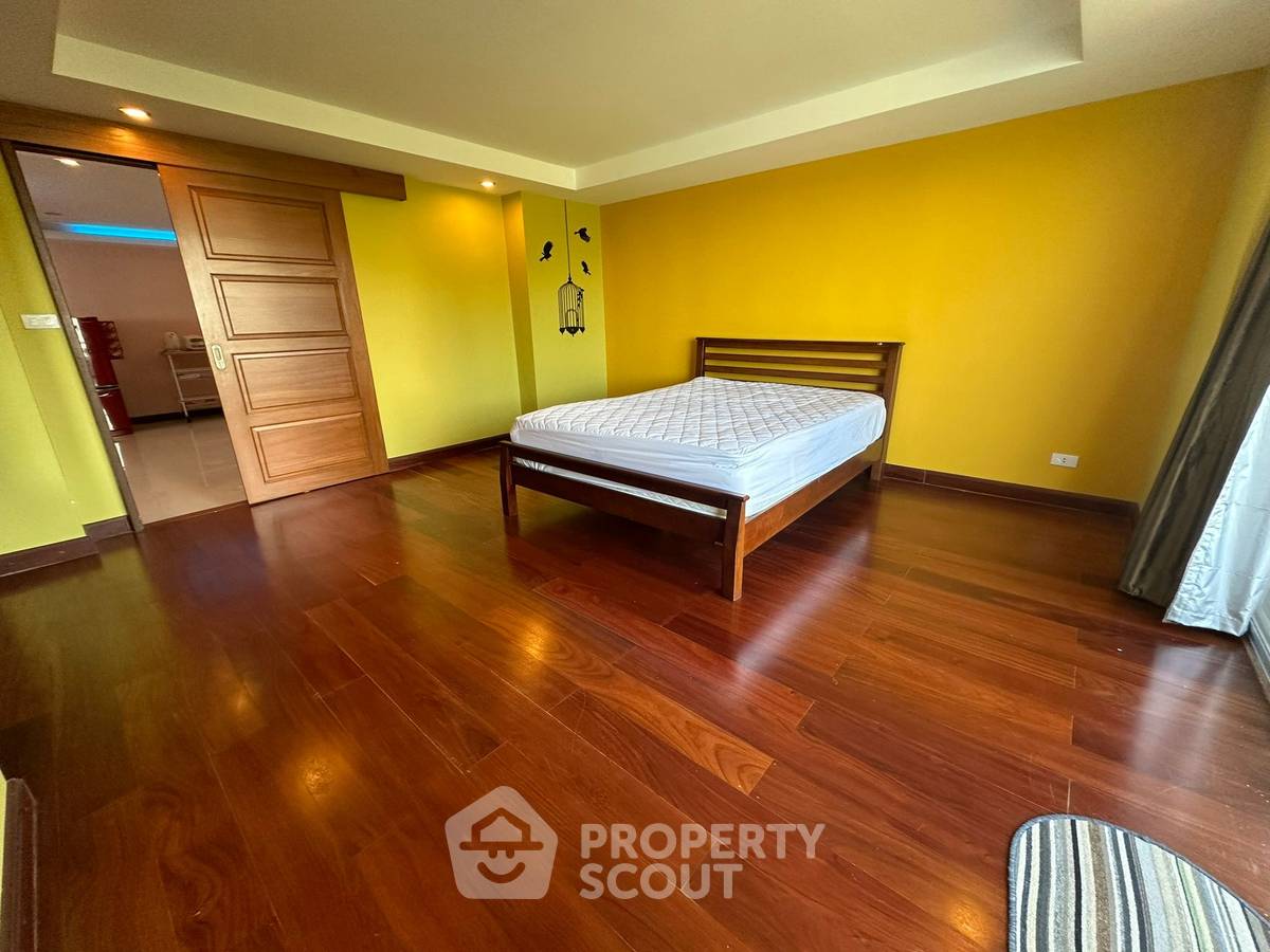 picture 3-BR Condo at Santorini (Huahin Cliff View) close to Eureka Beach Cafe Hua-Hin (ID 1515816) - 13/29