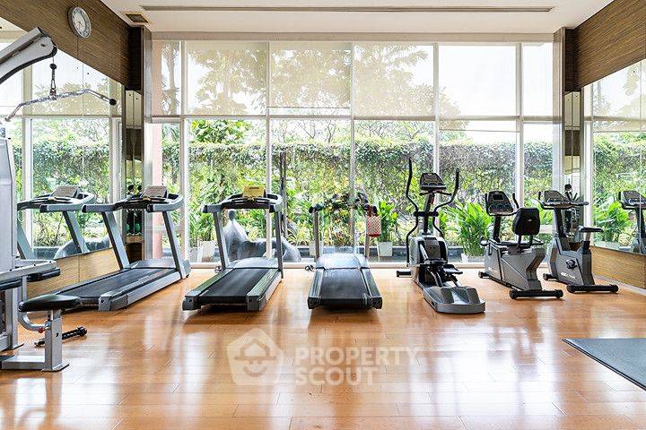 picture 2-BR Condo at Fullerton Sukhumvit near BTS Ekkamai (ID 1521198) - 11/14