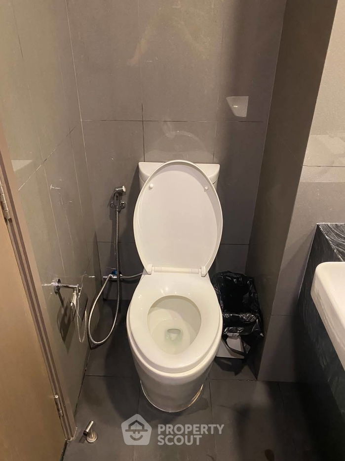 picture 1-BR Condo at Ashton Chula Silom near MRT Sam Yan (ID 2024151) - 10/14