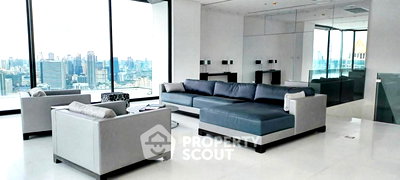 Condos for sale BTS Chong Nonsi : 3-BR Condo at Sathorn Gardens near MRT Si Lom (ID 658403)