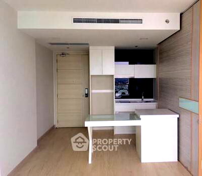 Condos for sale : 1-BR Condo at Cetus Beachfront close to Jomtien Beach (ID 1898225)