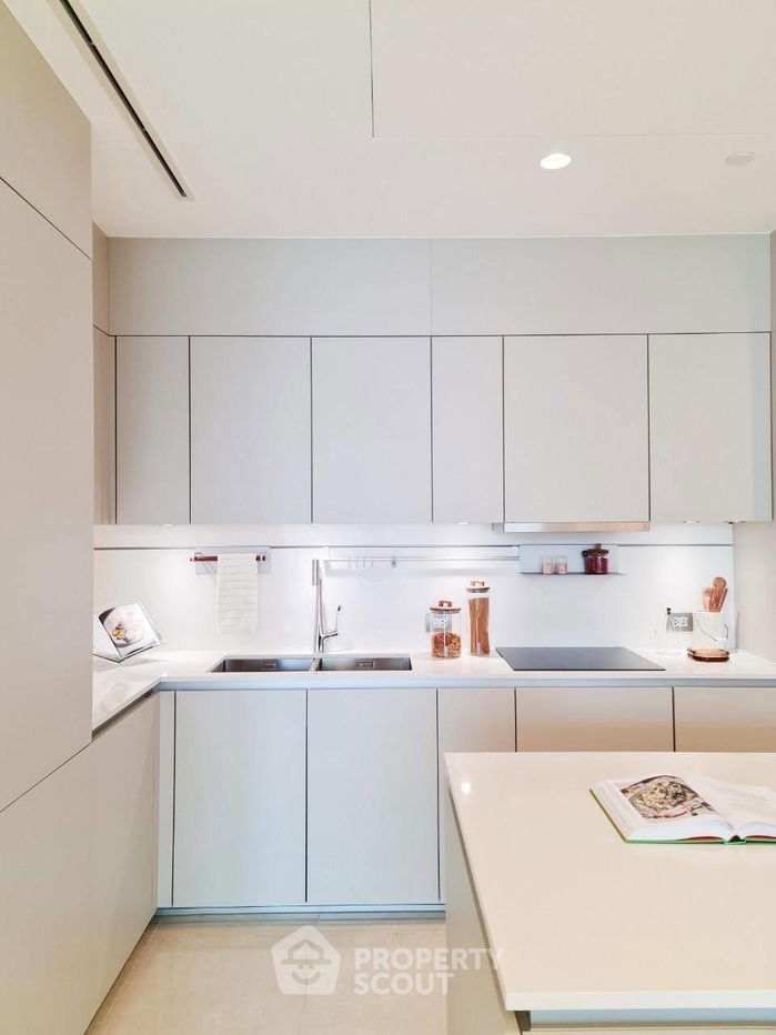 picture 2-BR Condo at The Residences At Sindhorn Kempinski Hotel Bangkok near BTS Ratchadamri (ID 1355266) - 2/8