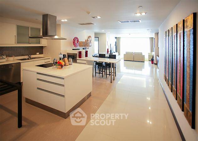 รูป คอนโด 3-ห้องนอน ที่ ลา รอยัล ใกล้ เมืองพัทยา (ID 1556630) - รูปที่ 4/16