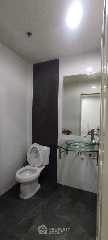 picture 1-BR Condo at The Complete Rajprarop near ARL Ratchaprarop (ID 1057859) - 5/16