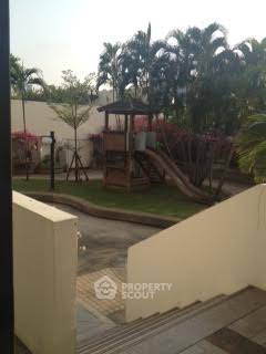 รูป คอนโด 3-ห้องนอน ที่ ร่วมสุข คอนโดมิเนียม ใกล้ BTS ทองหล่อ (ID 510609) - รูปที่ 10/10