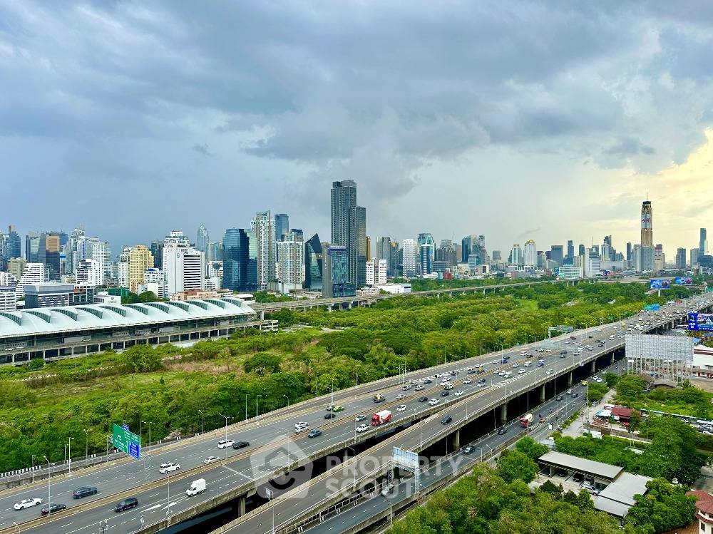 picture 1-BR Condo at Life Asoke Hype near ARL Makkasan (ID 1270888) - 7/17