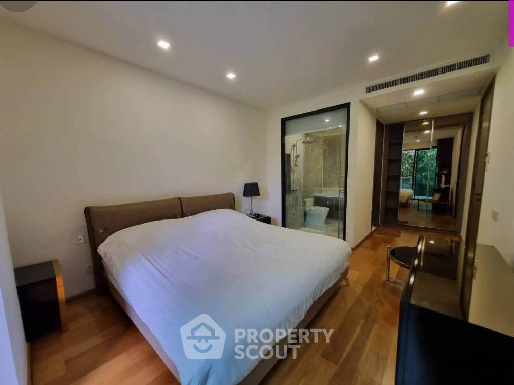 รูป คอนโด 3-ห้องนอน ที่ มีลเลอร์ สุขุมวิท 40 ใกล้ BTS เอกมัย (ID 2012500) - รูปที่ 3/8
