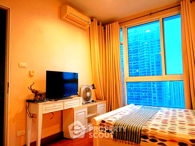 Condos for rent Silom Road : 1-BR Condo at Ivy Sathorn 10 near BTS Saint Louis (ID 1305280)