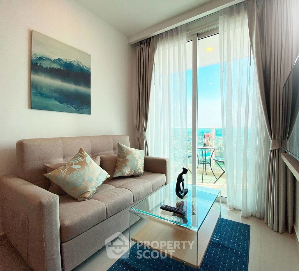 picture 1-BR Condo at City Garden Tower close to Pattaya South (ID 2180952) - 1/13