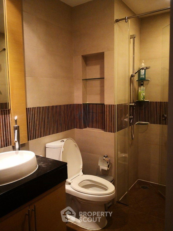 picture 2-BR Condo at Urbana Sathorn Condominium near BTS Sala Daeng (ID 882009) - 3/13