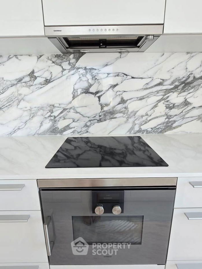 picture 2-BR Condo at Four Seasons Private Residences Bangkok near BTS Saphan Taksin (ID 2159090) - 16/48