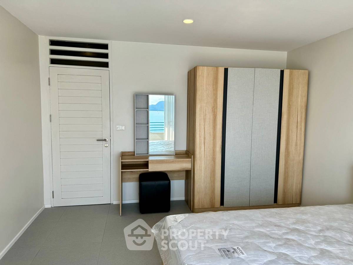 picture 1-BR Condo at VIP Condochain Pattaya in Na Chom Thian (ID 1354180) - 7/12