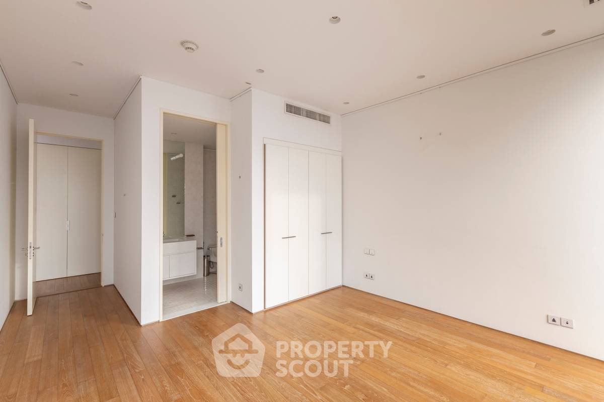 picture 2-BR Condo at The Ritz-Carlton Residences, Bangkok near BTS Chong Nonsi (ID 2083635) - 34/41