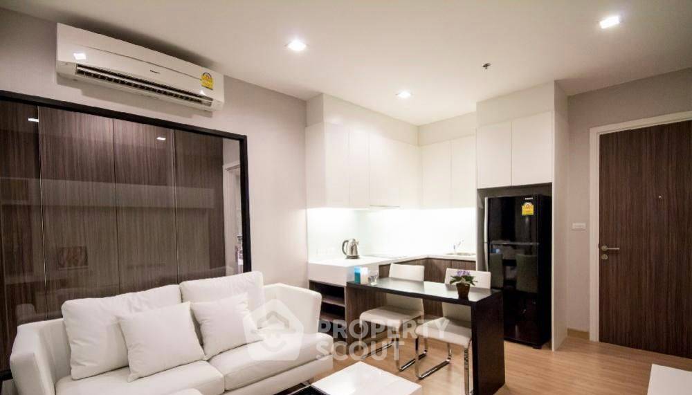 picture 1-BR Condo at Urbano Absolute near BTS Krung Thon Buri (ID 1477098) - 3/7