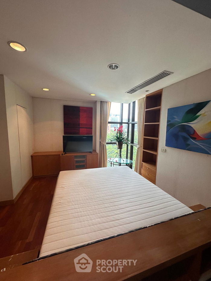 picture 1-BR Condo at Baan Somthavil Condominium near BTS Ratchadamri (ID 1556718) - 2/9