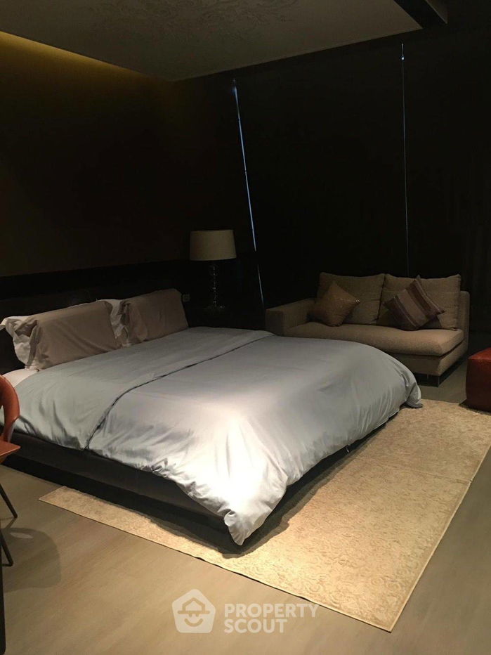 picture 3-BR Condo at Hyde Sukhumvit 13 Condominium near BTS Nana (ID 1479772) - 3/37